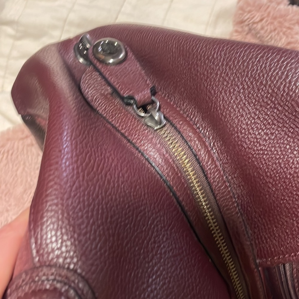 Authentic Coach purse - Picture 7 of 9
